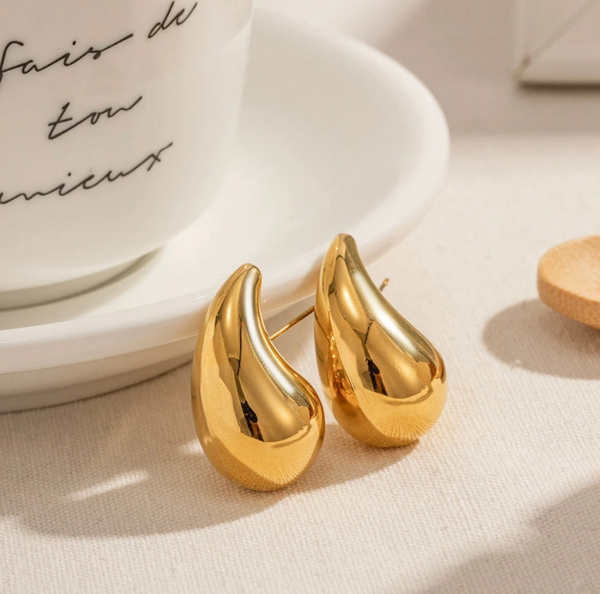 Clara Chunky Teardrop Earrings